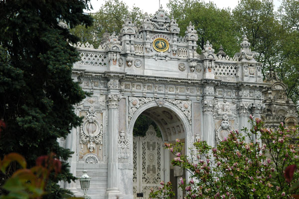 Another gate to Dolmabahce Palace