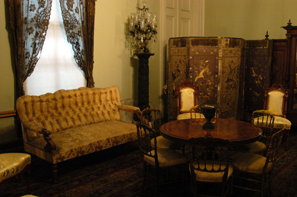 Guest room of the Sultan's Mother's apartments, Dolmabahce Palace