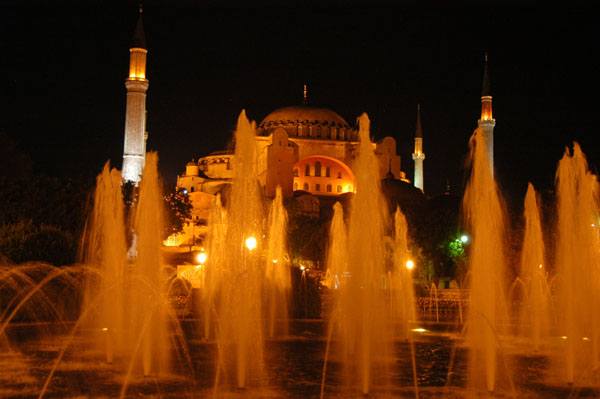 Ayasofya with fountain at night