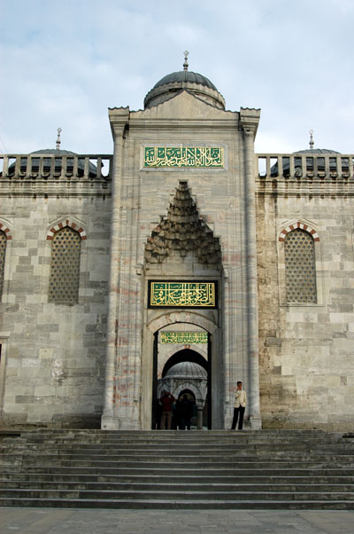 Main (west) entrance, Sultanahmet Mosque