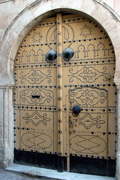 Impressive door, Tunis medina