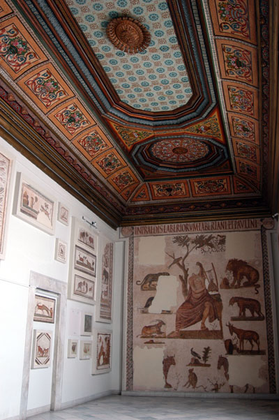 Grand salon devoted to Oudhna (Uthina)