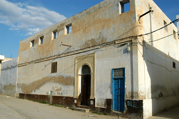 Traditional Tunisian houses aren't big on windows