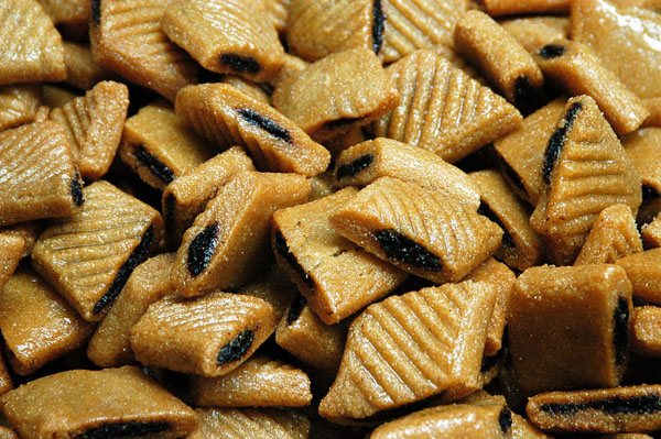 Makhroudh ( ãÞÑæÖ ) specialities of Kairouan