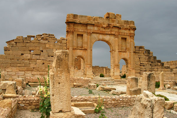 Arch of Antonius Pius, Sbeitla, 139 AD