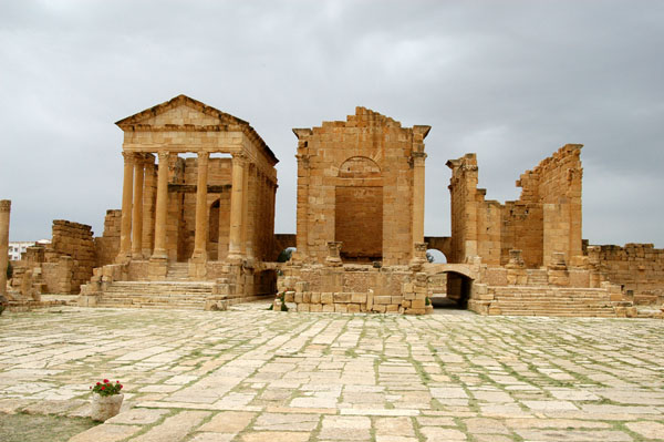 The Forum of Sbeitla (70x60m) with the Temples of Minerva, Jupiter and Juno (left to right)