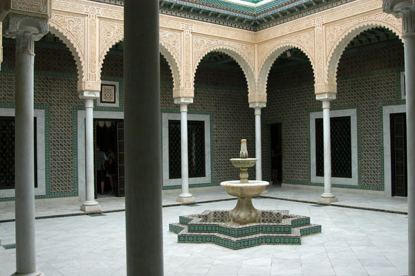 Dar Charait Museum, traditional courtyard