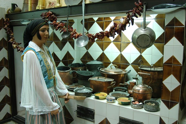 Dar Charait Museum, kitchen