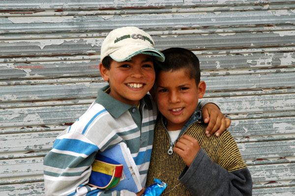 Smiling Tunisian kids in Fériana