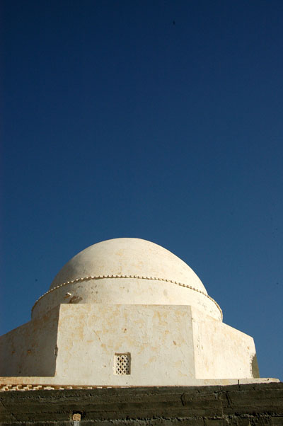 White dome, Nefta