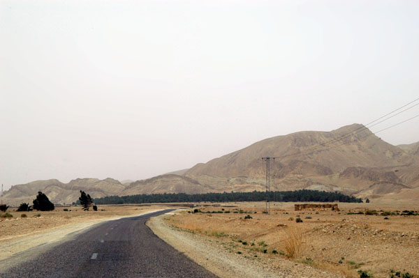Approaching the mountains near Tamerza