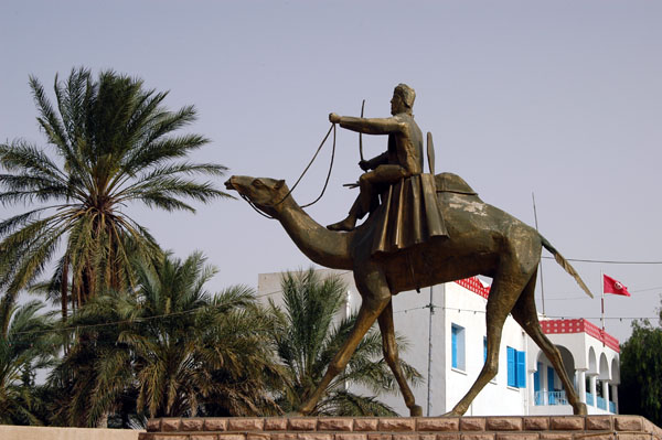 Camel Roundabout, Douz