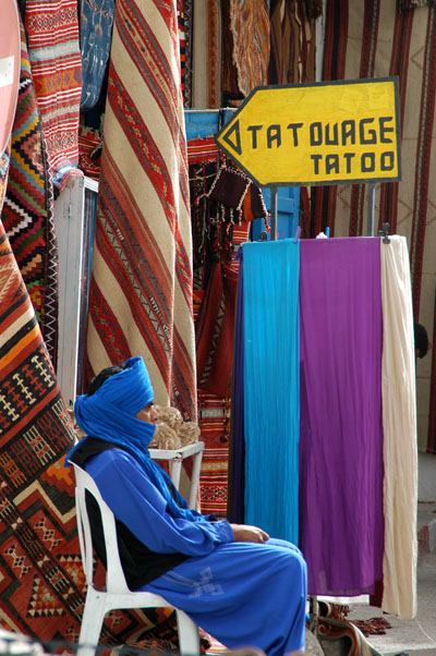 Tuareg looking outfit, probably for tourists