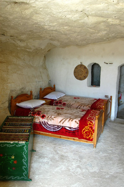 Room of the troglodyte guesthouse, the Residence Douiret