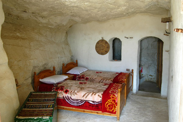 Room of the troglodyte guesthouse, the Residence Douiret