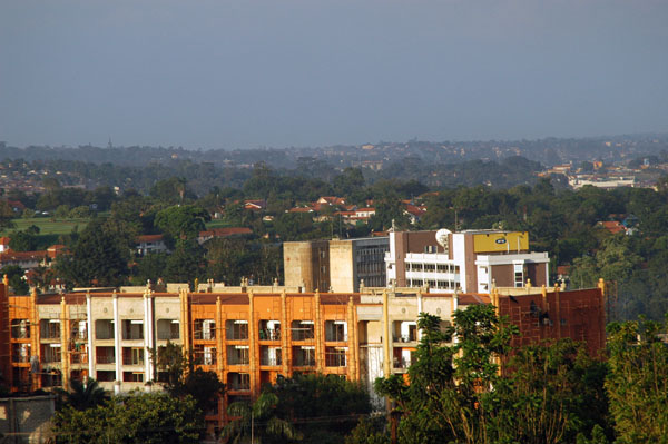 New construction northeast of the Kampala Sheraton, looks like a new hotel