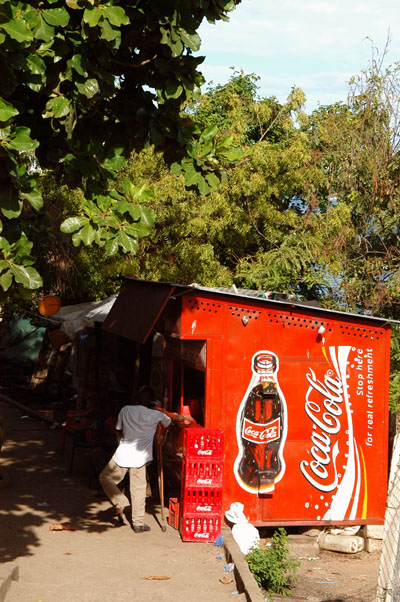Coca Cola stand, Kivukoni Front Rd