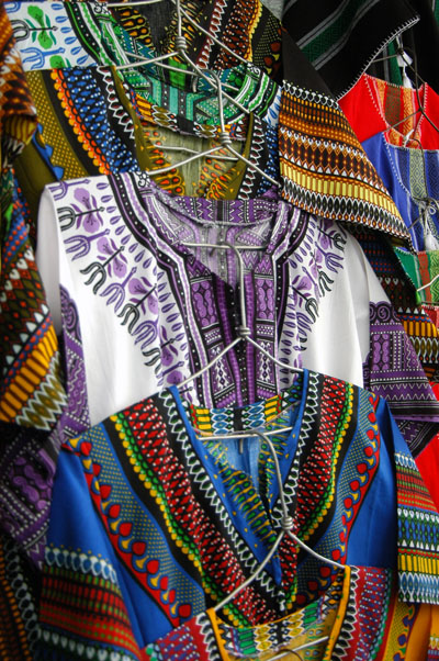 Colorful African shirts, Dar