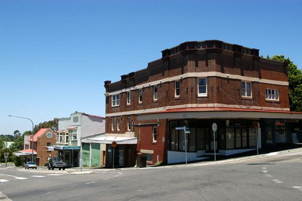 Corner of Katoomba Street and Waratah Street