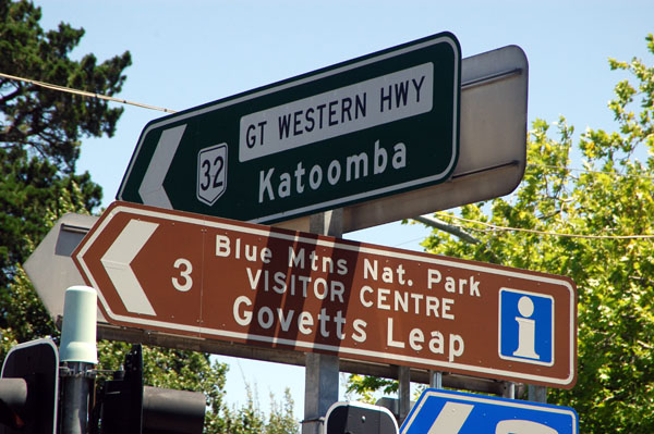 Road sign for Govetts Leap, Blue Mountains National Park