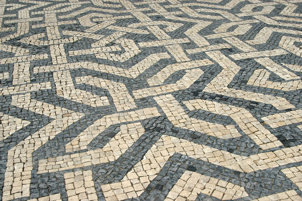 Mosaic pavement, Praça does Restauradores