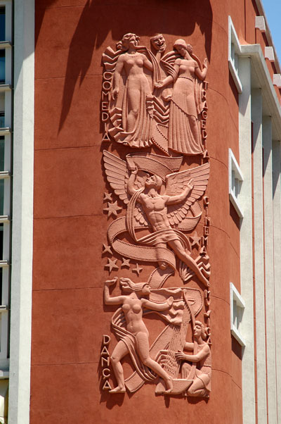 Condes Bldg detail, now Hard Rock Cafe