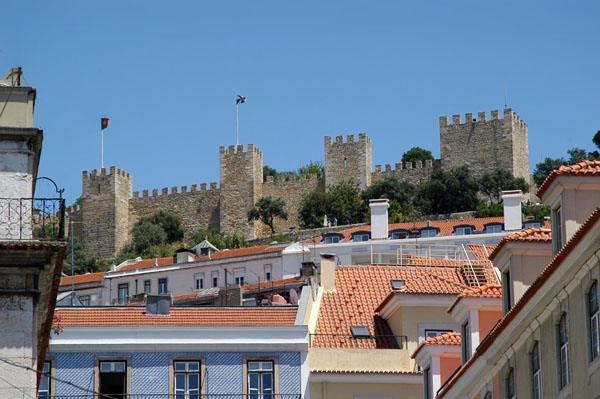 Castelo de São Jorge from Praça da Figueira