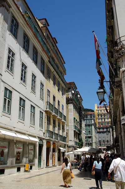 Cross street from Rua Augusta