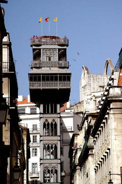 Elevador de Santa Justa to the Barrio Alto