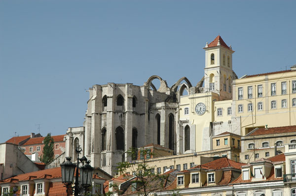 Ruins of the Igreja do Carmo (Carmelite Church) seen from the Rossio