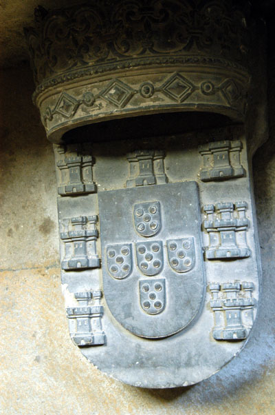 Portuguese coat of arms, S Catedral