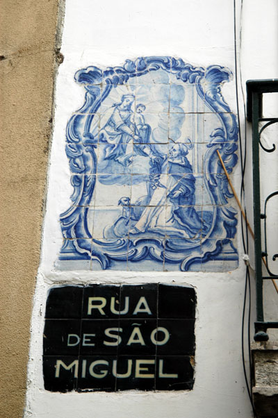 Rua de So Miguel, Alfama