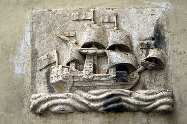 Relief of a ship, Alfama