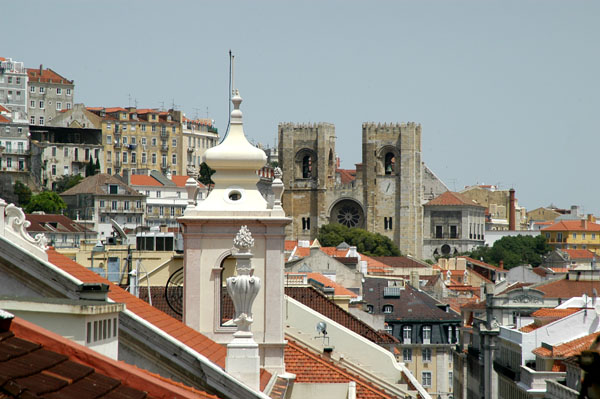 S Catedral in the distance across the rooftops of Baixa