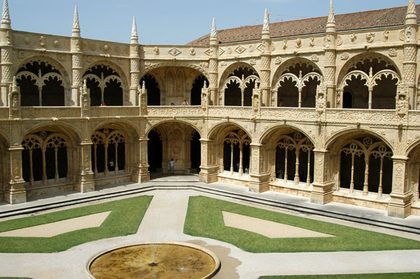 Cloisters of the Monestary of the Jerónimos from the upper level