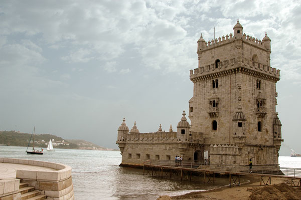 Torre de Belém, built 1515-1519 to defend the Rio Tagus and monestary