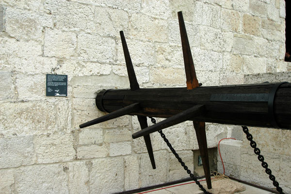 Mechanism for the drawbridge, Torre de Belém