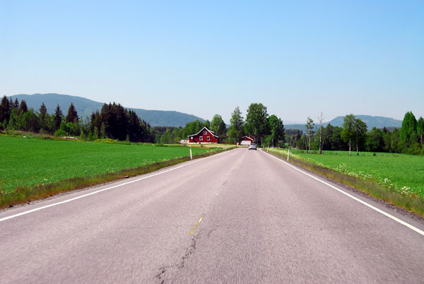 Route 7 north of Hnefoss, Norway