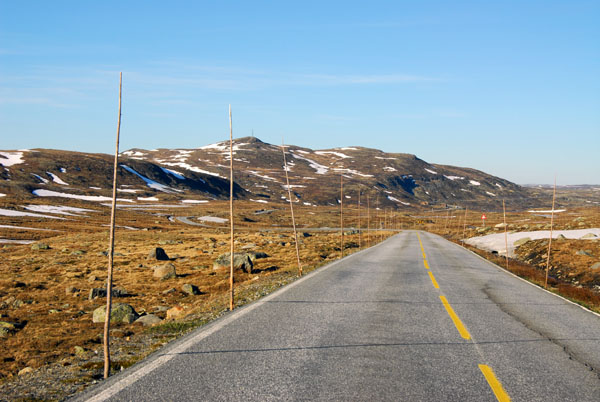 Route 7 crossing the high  plateau of Hardangervidda