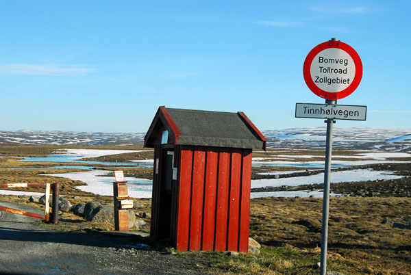 Start of the toll road (Bomveg) into Hadrangervidda National Park