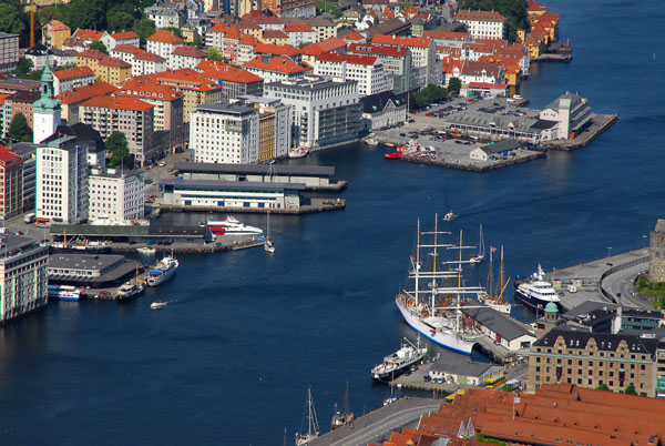 Vgen, Bergen's inner harbor