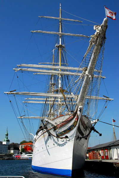 S/S Statsraad Lehmkuhl