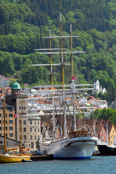 Tall ship S/S Statsraad Lehmkuhl