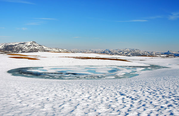 Icy lake, Aurlandsvegen