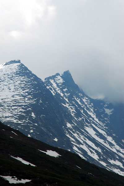 Jotunheimen Range - Skagstølstind