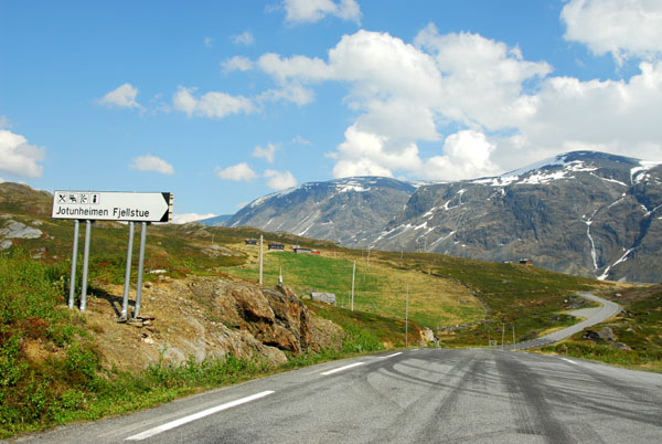 Turnoff for Jotunheimen Fjellstue