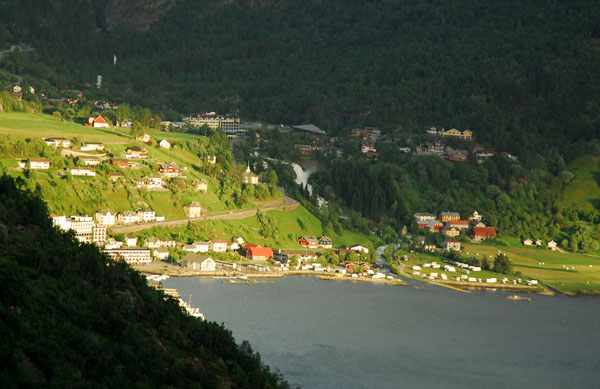 A ray of evening light on the small town of Geiranger