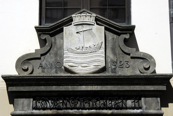 lesund city coat-of-arms, Lvenvoldgaten 11