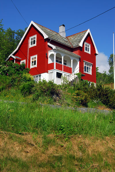 Red house, Vaksvik