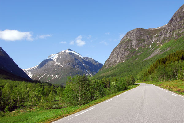 Route 63, Norddal, headed to Trollstigen